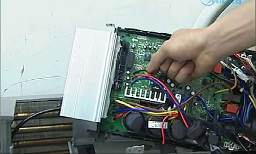 修武美的空调电话是多少